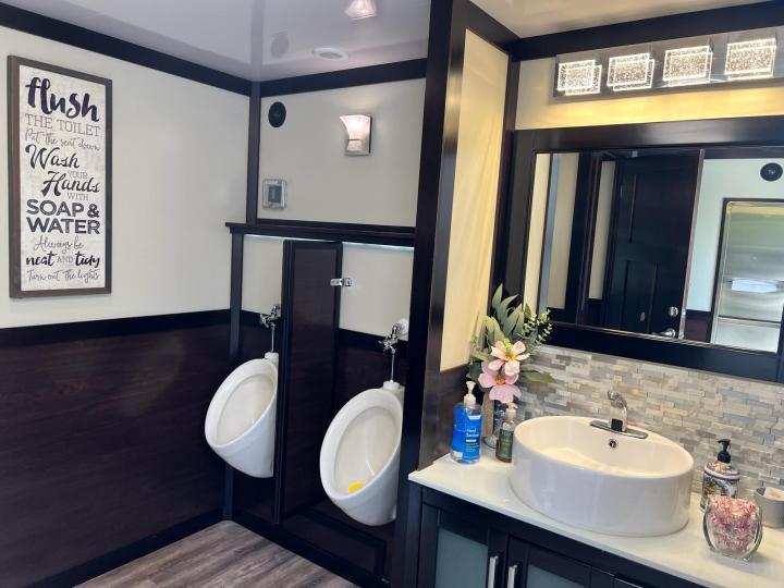 Baños Móviles Medianos Miami