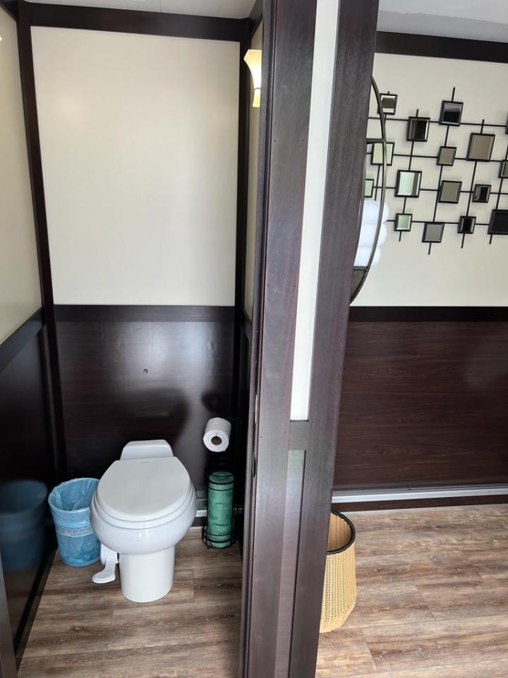 Reparaciones de Baños Móviles Miami
