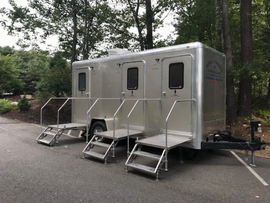 lux plus 3 stall restroom trailer.jpg