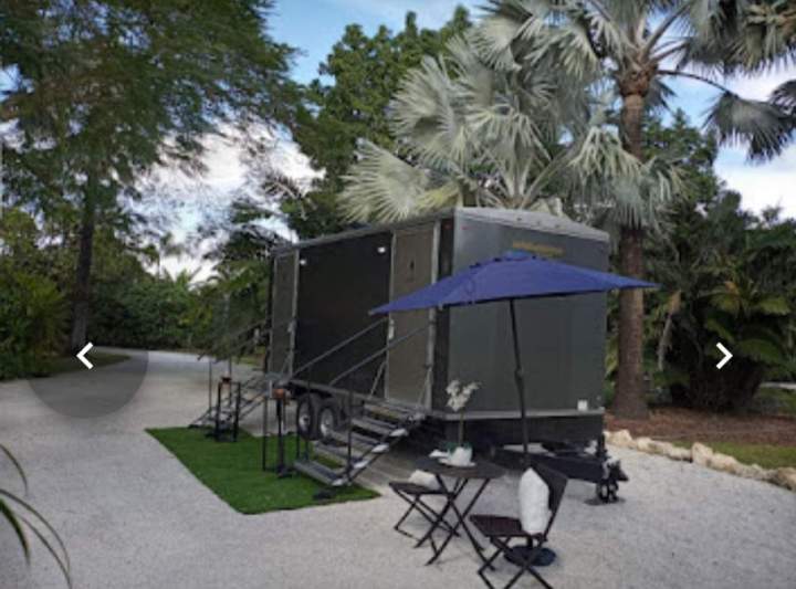 luxury wedding restroom trailer 6 stall.jpg