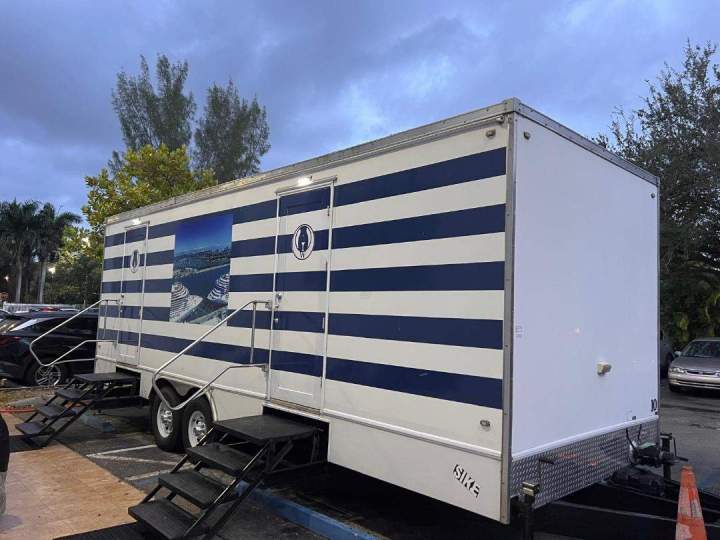 oasis voyage 10 stall luxury restroom trailer rental miami lakes park west galleries